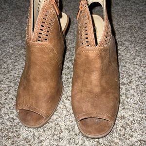 Women’s bootie open toe